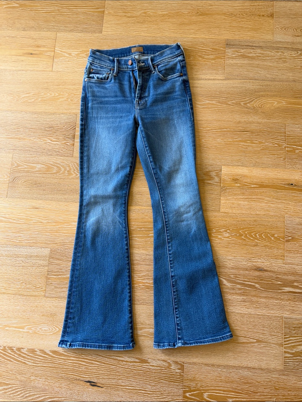 Mother Lil Weekender Flare Jeans - Classic Layover Mid Wash